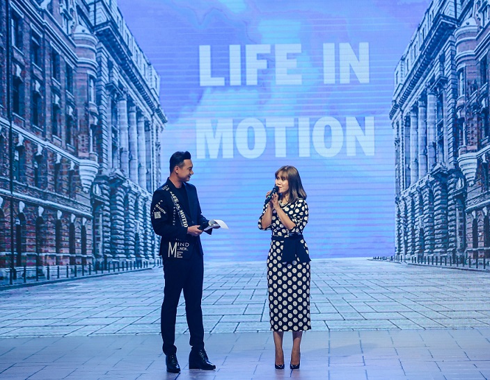 Bà Trần Hoàng Phú Xuân – Tổng Giám đốc Faslink phát biểu tại “Life in Motion” show 2019